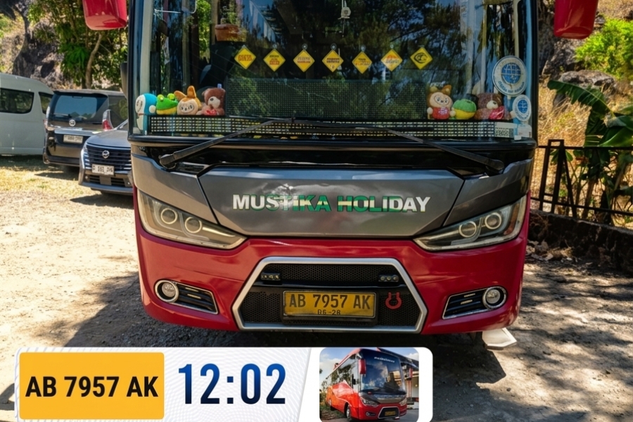 Escape Sejuk Anti-Ribet: Sewa Medium Bus Mustika Holiday ke Kuningan Jawa Barat