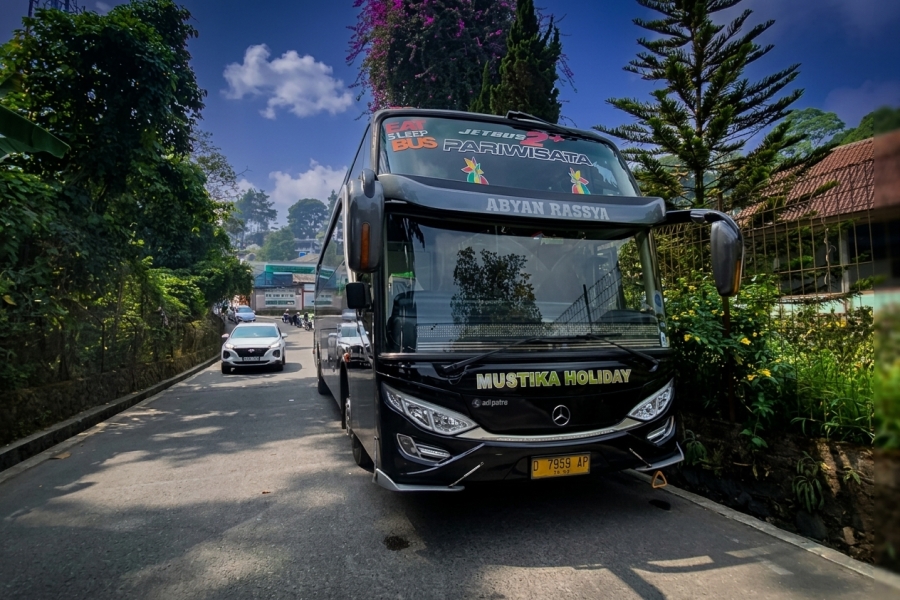 Liburan Seru ke Kebun Teh, Sewa Bus Pariwisata Mustika Holiday Jakarta Gunung Mas