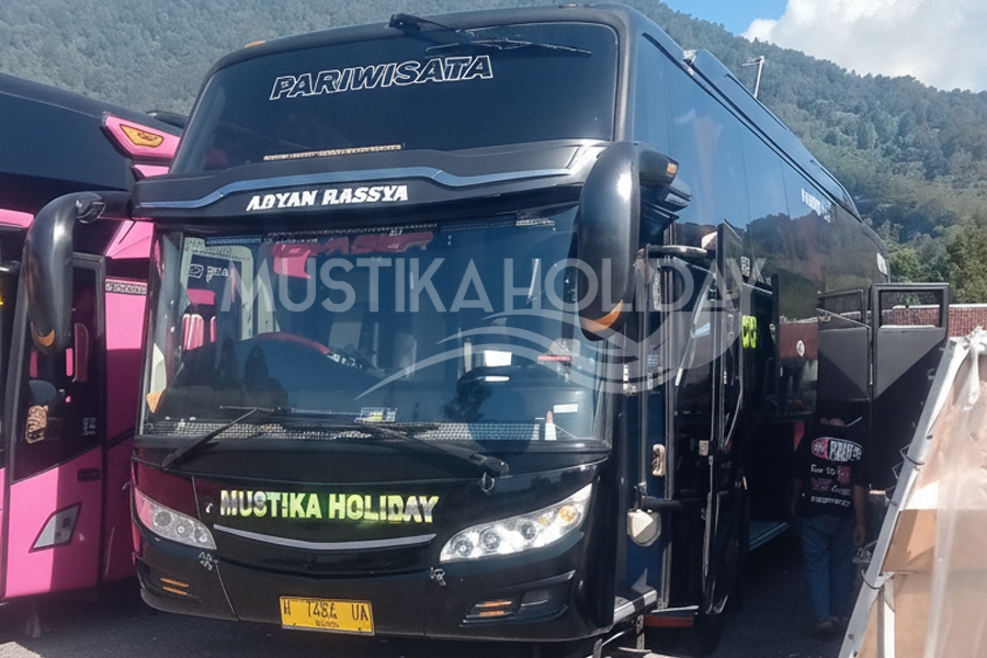 Sewa Big Bus 30 Seat Legrest Mustika Holiday Jakarta-Bandung: Mewah & Eksklusif