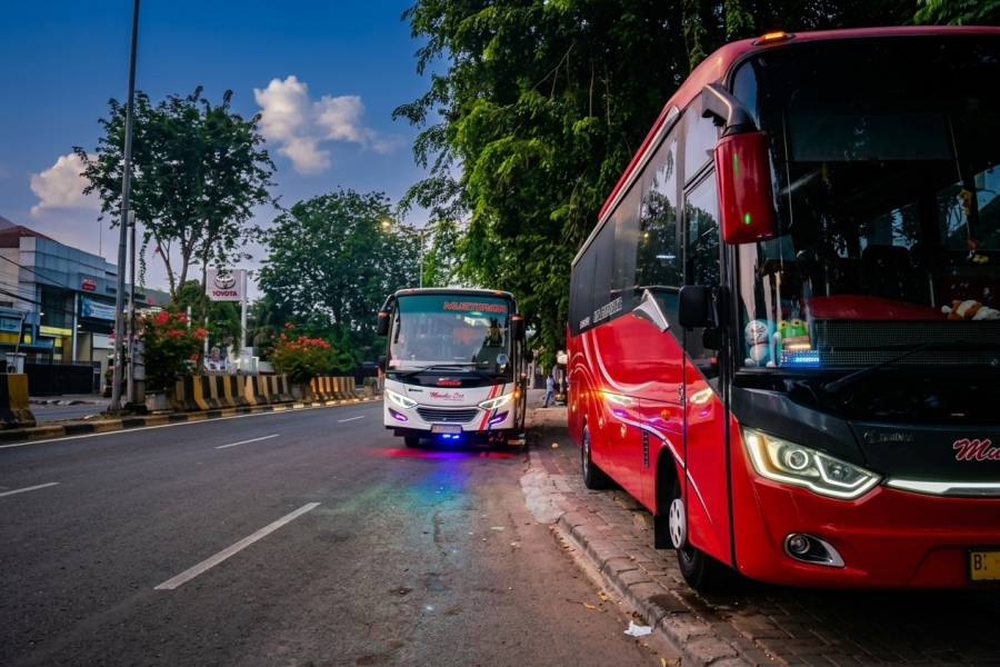 Sewa Medium Bus Jakarta ke Jogjakarta Mustika Holiday