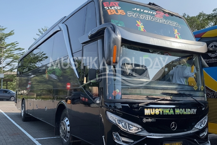 Transfer Rombongan Besar Tanpa Repot: Sewa Big Bus 58 Seat Mustika Holiday untuk Layanan Drop In/Out dan City Tour